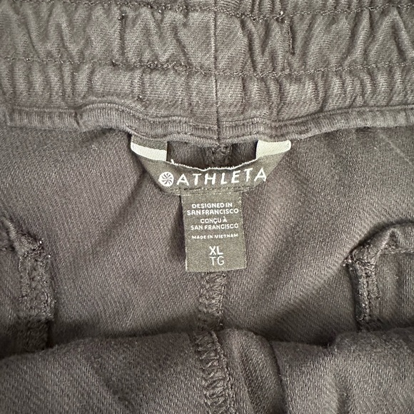 Athleta Farallon Shorts - Picture 5 of 5